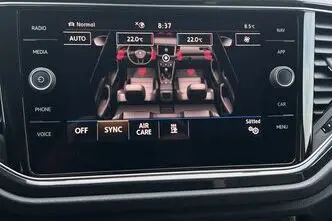 Volkswagen T-Roc, 2.0, 110 kW, diesel, automatic, four-wheel drive