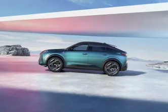 Peugeot 3008, 1.2, 100 kW, гибрид, автомат, передний привод
