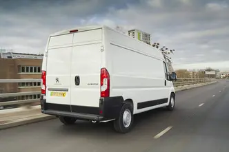 Peugeot Boxer, 2.0, 103 kW, дизель, механическая, передний привод