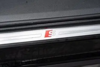 Audi e-tron, 373 kW, elekter, automaat, nelikvedu