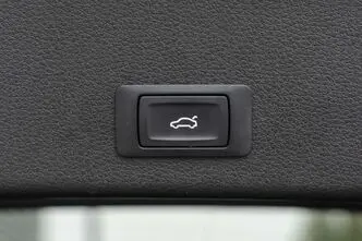 Audi e-tron, 373 kW, elekter, automaat, nelikvedu