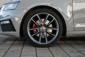 Škoda Octavia, 2.0, 135 kW, diesel, automatic, four-wheel drive