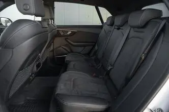 Audi Q8, 3.0, 210 kW, diesel, automatic, four-wheel drive