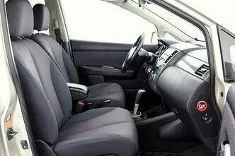 Nissan Tiida, 1.6, 81 kW, бензин, автомат, передний привод