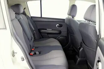Nissan Tiida, 1.6, 81 kW, бензин, автомат, передний привод