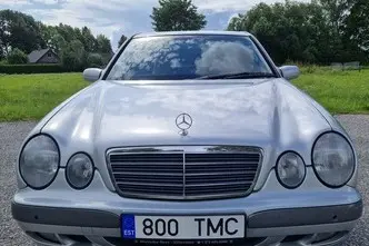 Mercedes-Benz E 240, 2.6, 125 kW, bensiin, manuaal, tagavedu