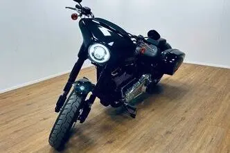 Harley-Davidson Sport Glide, 1.7, 61 kW, bensiin, manuaal, tagavedu