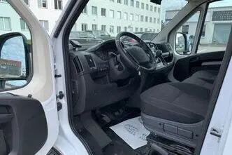 Peugeot Boxer, 2.2, 103 kW, дизель, механическая, передний привод
