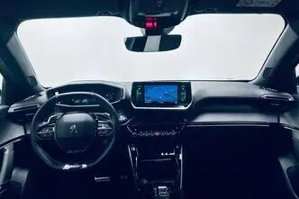Peugeot 2008, 1.2, 96 kW, petrol, automatic, front-wheel drive