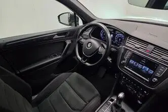 Volkswagen Tiguan, 1.4, 110 kW, bensiin, automaat, esivedu