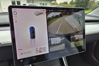 Tesla Model 3, 100 kW, elekter, automaat, tagavedu