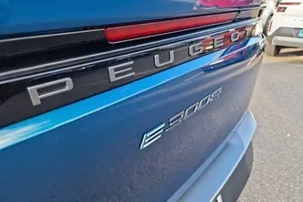 Peugeot 3008, 155 kW, elekter, automaat, esivedu
