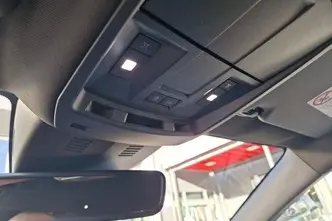 Peugeot 3008, 155 kW, elekter, automaat, esivedu
