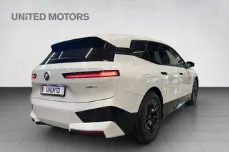 BMW iX, 102 kW, elekter, automaat, nelikvedu