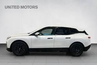 BMW iX, 102 kW, elekter, automaat, nelikvedu