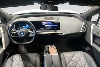 BMW iX, 102 kW, elekter, automaat, nelikvedu