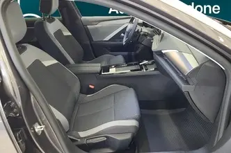 Opel Astra, 1.2, 96 kW, бензин, автомат, передний привод