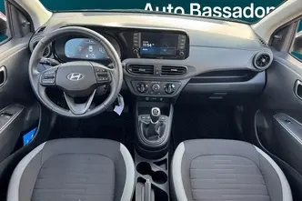 Hyundai i10, 46 kW, petrol, manual, front-wheel drive