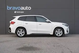 BMW X1, 2.0, hybrid, automatic, four-wheel drive