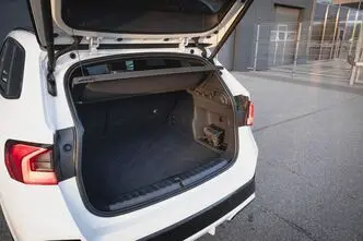 BMW X1, 2.0, hybrid, automatic, four-wheel drive