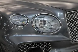 Bentley Bentayga, 4.0, 404 kW, petrol, automatic, four-wheel drive
