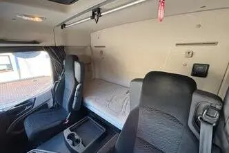 Mercedes-Benz Actros, 260 kW, diesel, automatic