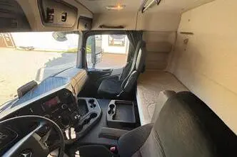 Mercedes-Benz Actros, 260 kW, diesel, automatic