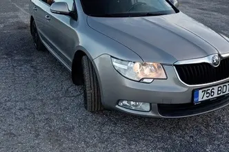 Škoda Superb, 1.8, 118 kW, petrol, automatic, front-wheel drive
