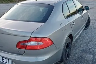 Škoda Superb, 1.8, 118 kW, petrol, automatic, front-wheel drive