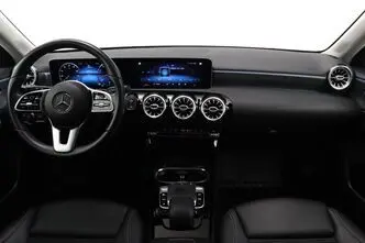 Mercedes-Benz A 180, 1.3, 100 kW, petrol, automatic, front-wheel drive