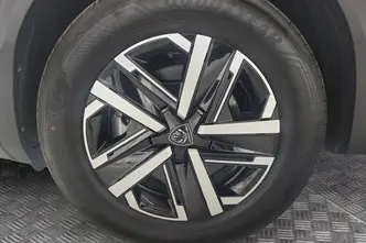 Peugeot 2008, electric, automatic, front-wheel drive