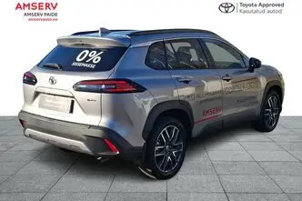 Toyota Corolla, 2.0, 98 kW, hybrid, automatic, front-wheel drive