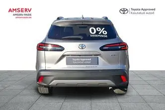Toyota Corolla, 2.0, 98 kW, hybrid, automatic, front-wheel drive