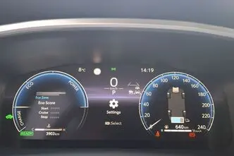 Toyota Corolla, 2.0, 98 kW, hybrid, automatic, front-wheel drive