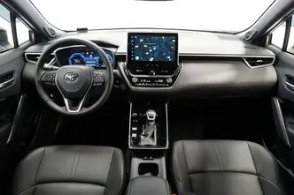 Toyota Corolla Cross, 2.0, 98 kW, гибрид, автомат, полный привод