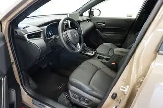Toyota Corolla Cross, 2.0, 98 kW, гибрид, автомат, полный привод