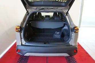 Toyota Corolla Cross, 2.0, 98 kW, гибрид, автомат, полный привод