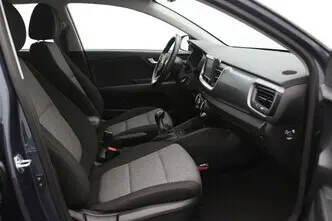 Kia Stonic, 1.0, 74 kW, бензин, механическая, передний привод