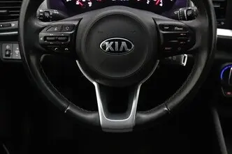 Kia Stonic, 1.0, 74 kW, бензин, механическая, передний привод