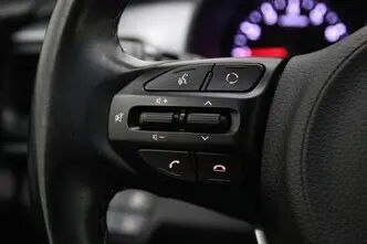 Kia Stonic, 1.0, 74 kW, бензин, механическая, передний привод
