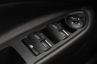 Ford Kuga, 1.5, 88 kW, бензин, механическая, передний привод