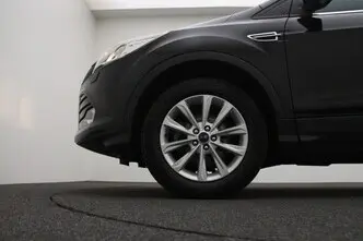 Ford Kuga, 1.5, 88 kW, бензин, механическая, передний привод