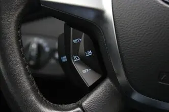 Ford Kuga, 1.5, 88 kW, бензин, механическая, передний привод