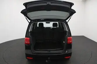 Volkswagen Touran, 1.4, 103 kW, bensiin, automaat, esivedu