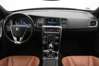 Volvo V60, 2.4, 162 kW, pistikhübriid, automaat, nelikvedu
