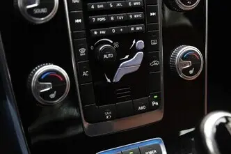 Volvo V60, 2.4, 162 kW, pistikhübriid, automaat, nelikvedu