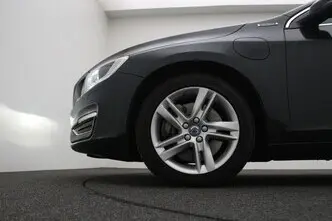 Volvo V60, 2.4, 162 kW, pistikhübriid, automaat, nelikvedu