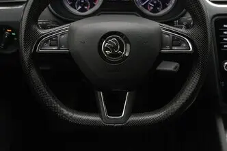 Škoda Octavia, 1.6, 85 kW, diisel, automaat, esivedu