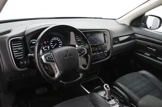 Mitsubishi Outlander, 2.0, 89 kW, pistikhübriid, automaat, nelikvedu