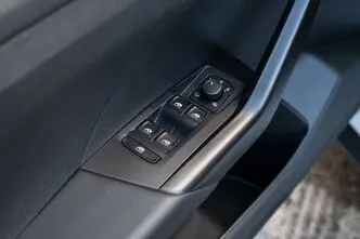 Volkswagen T-Cross, 1.0, 81 kW, bensiin, automaat